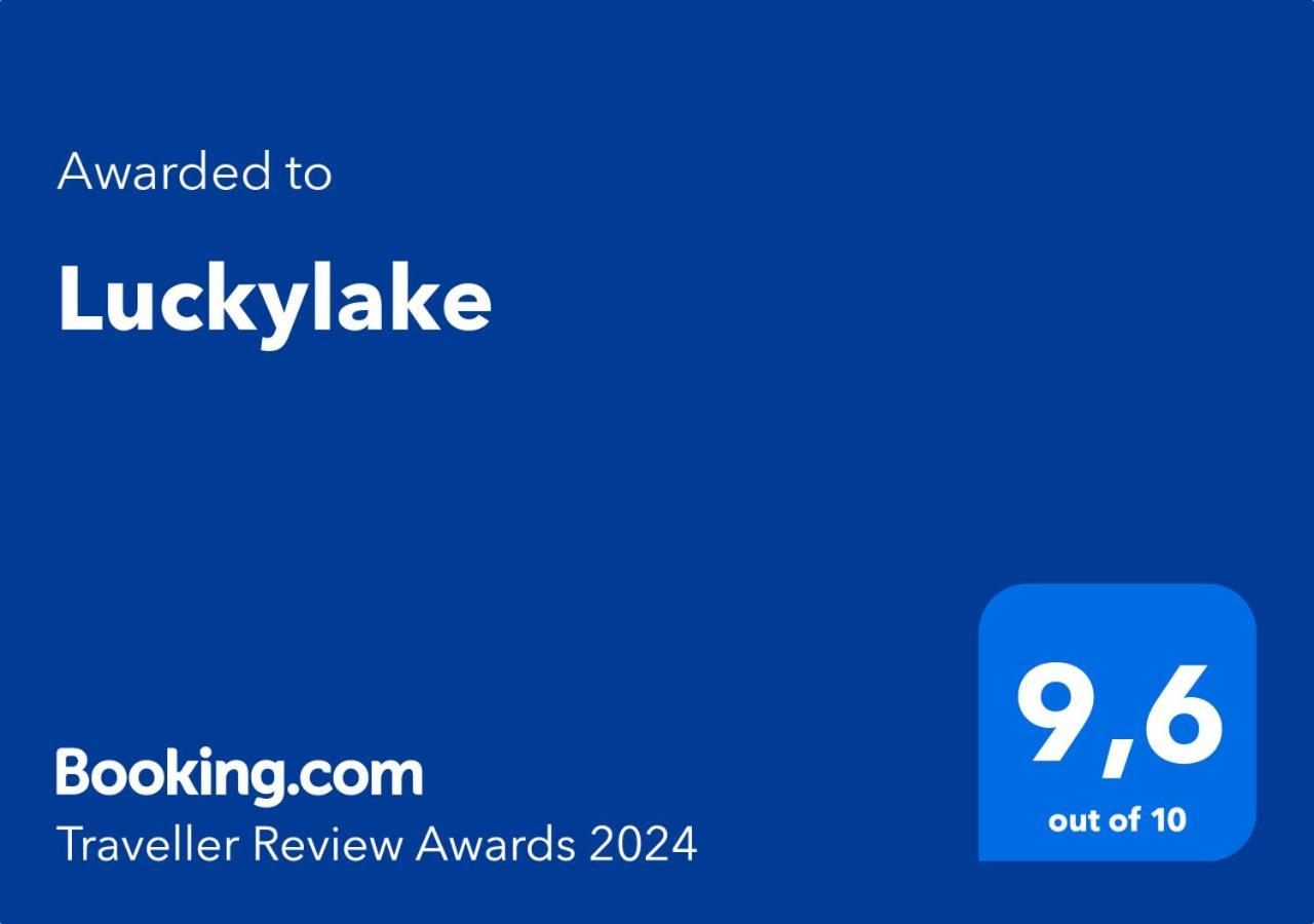 Luckylake Pella Exterior foto